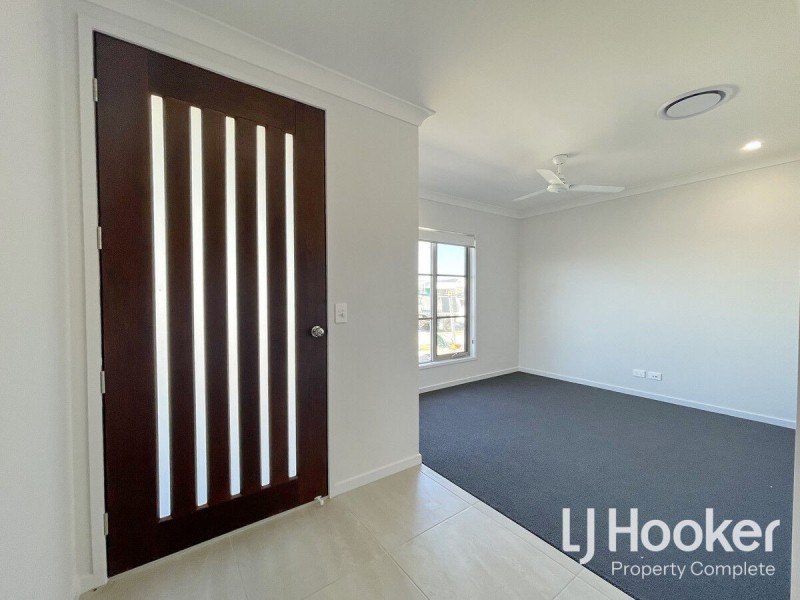 32 Snowdonia Crescent, Yarrabilba QLD 4207