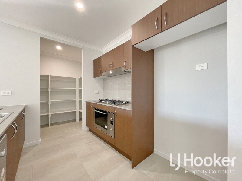 32 Snowdonia Crescent, Yarrabilba QLD 4207