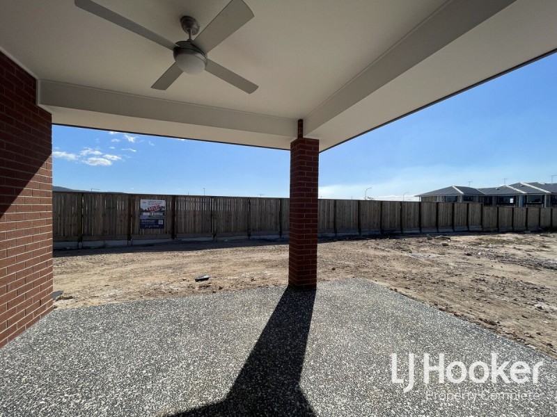 32 Snowdonia Crescent, Yarrabilba QLD 4207