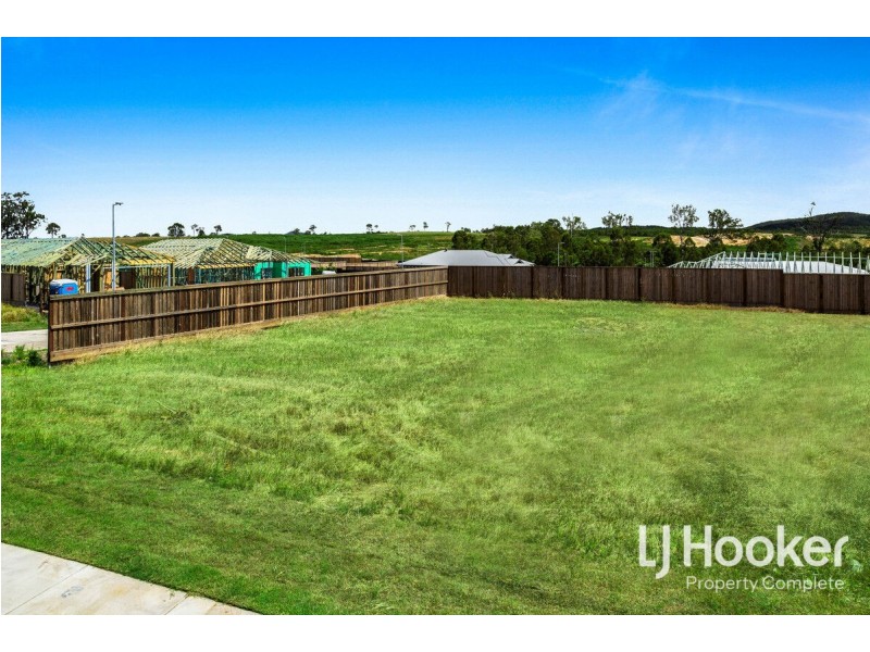 42 Petermann Circuit, Yarrabilba QLD 4207