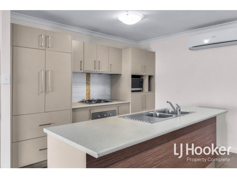 14 Hilton Place, Beaudesert QLD 4285