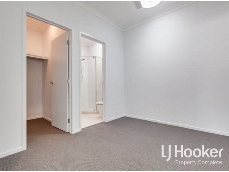 30 Robbins Lane, Fitzgibbon QLD 4018