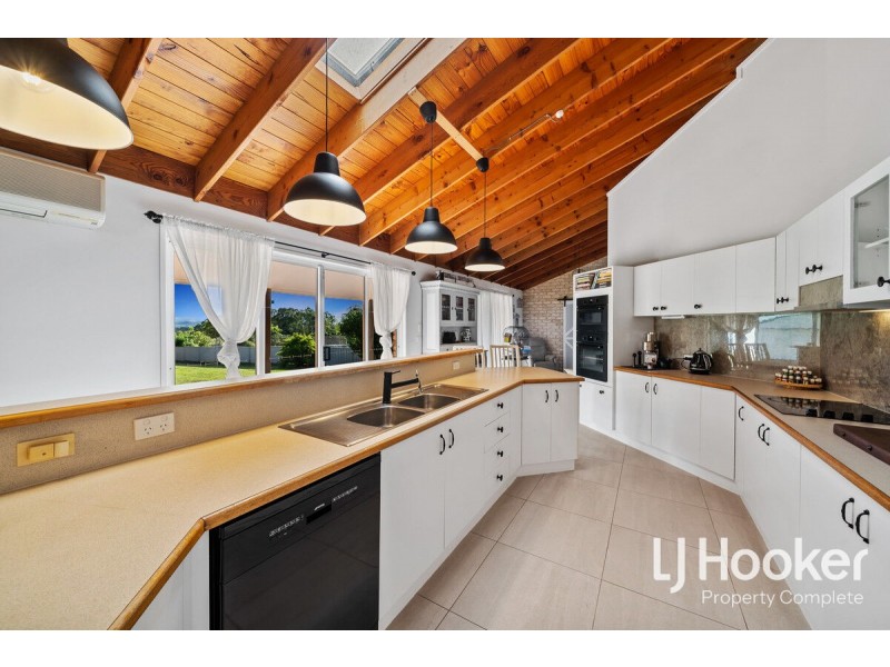 93-97 Tullamore Way, Gleneagle QLD 4285