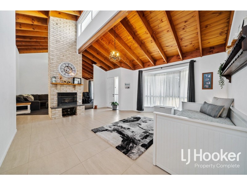 93-97 Tullamore Way, Gleneagle QLD 4285