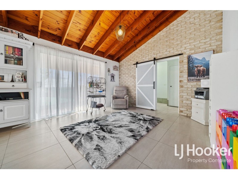 93-97 Tullamore Way, Gleneagle QLD 4285