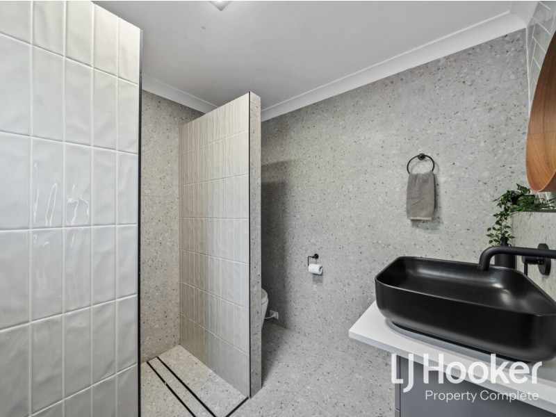 93-97 Tullamore Way, Gleneagle QLD 4285