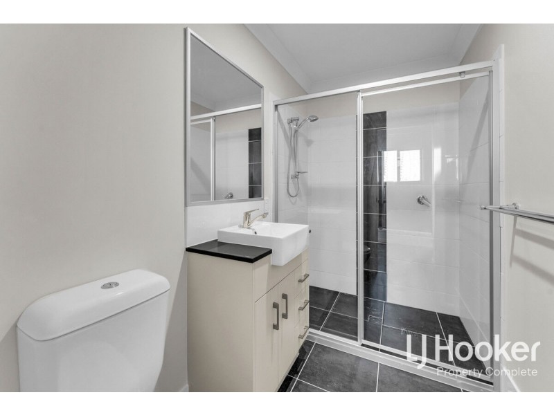 2/19 Alabaster Street, Collingwood Park QLD 4301