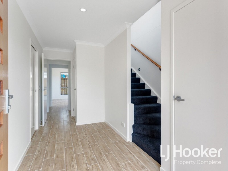 114 McKinnon Drive, Yarrabilba QLD 4207