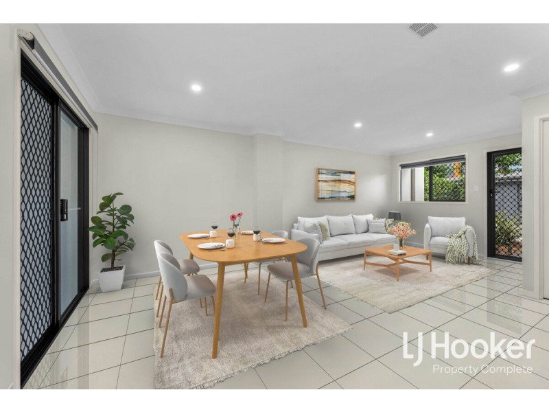 2/8 Highlands Street, Yarrabilba QLD 4207