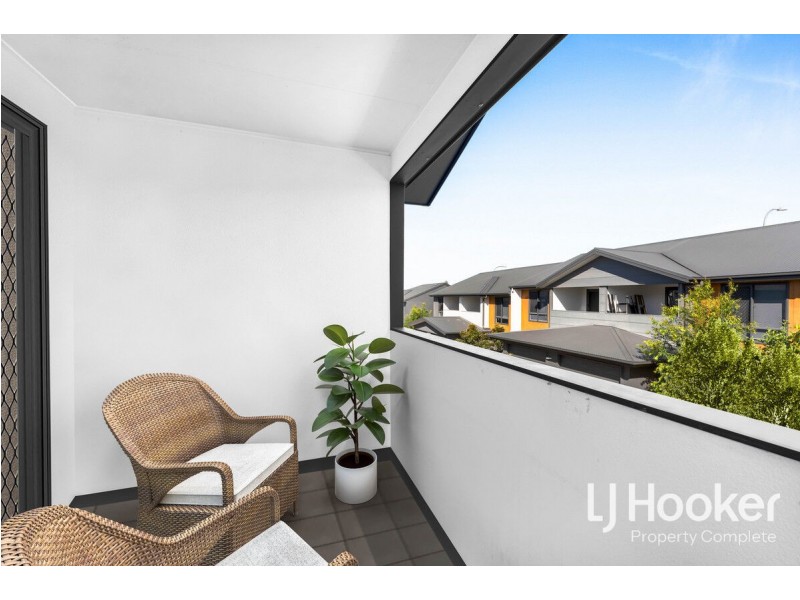 2/8 Highlands Street, Yarrabilba QLD 4207