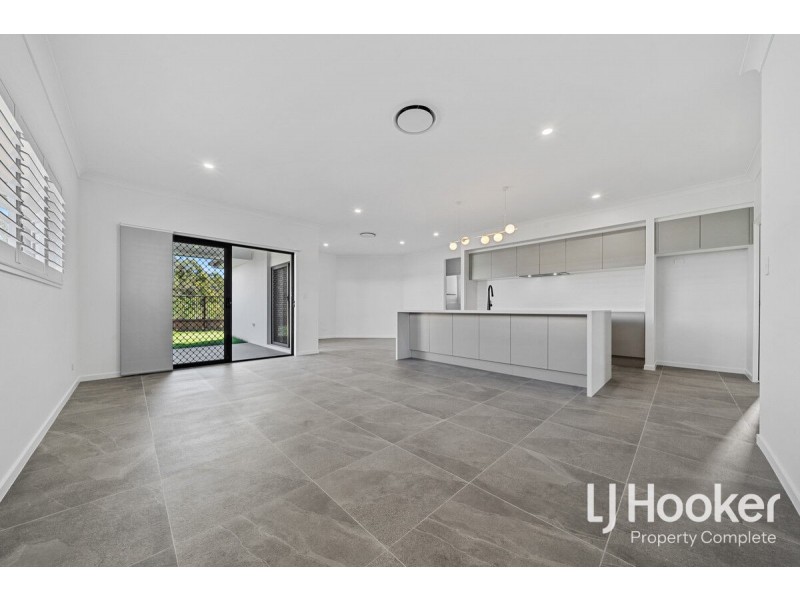 32 Jordan Street, Jimboomba QLD 4280
