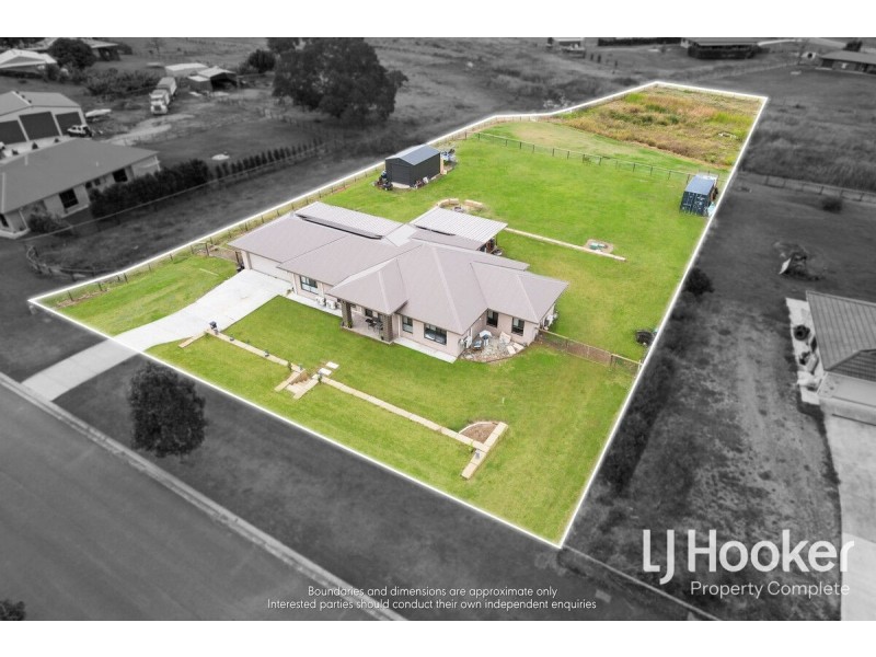 115-119 Munroe Drive, Woodhill QLD 4285