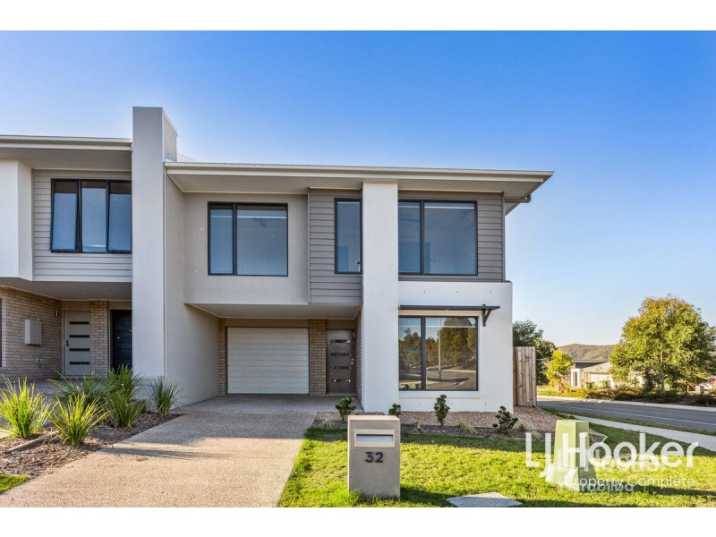 32 Greenstone Street, Yarrabilba QLD 4207