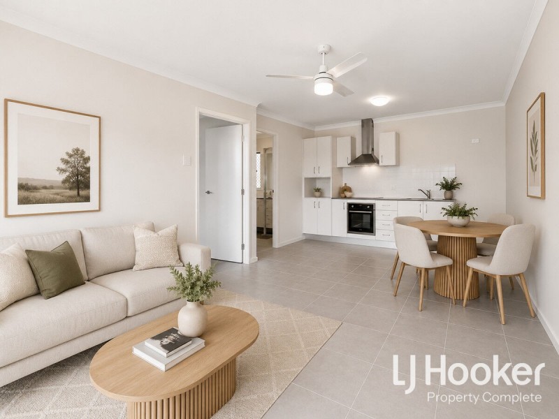 2/72 Stormbird Street, Redbank Plains QLD 4301