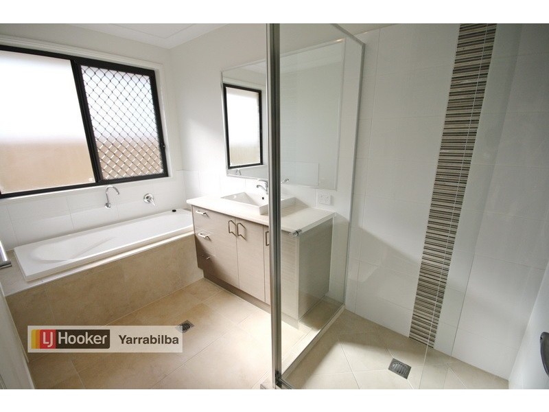 68 Cobblestone Avenue, Logan Reserve QLD 4133