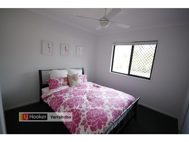 8 Ridgeview Lane, Yarrabilba QLD 4207