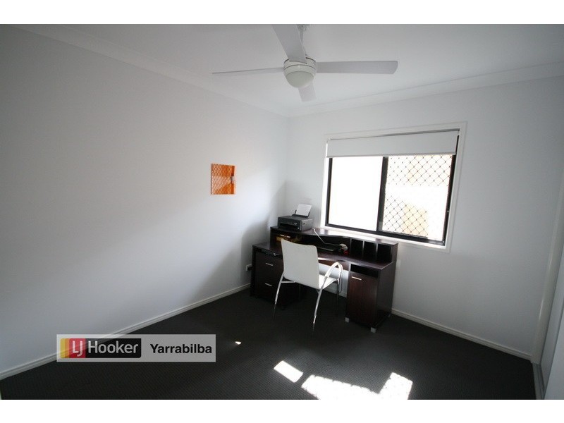 8 Ridgeview Lane, Yarrabilba QLD 4207