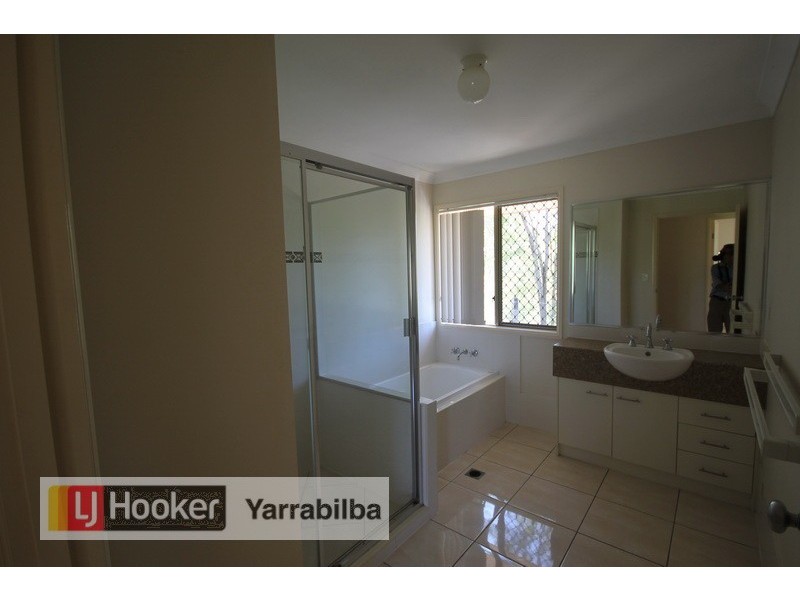 Kooralbyn QLD 4285