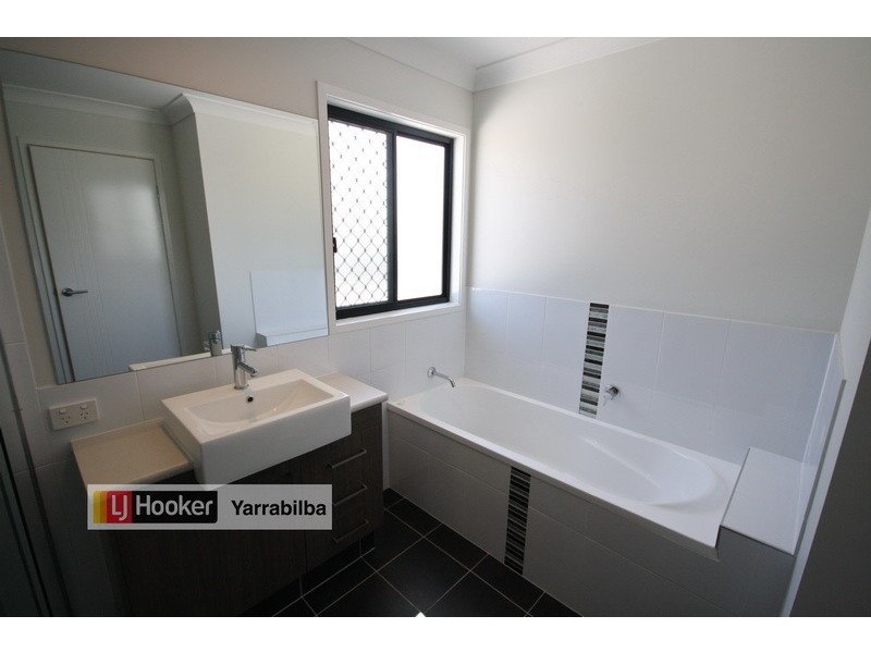 18 Schroeder Street, Yarrabilba QLD 4207