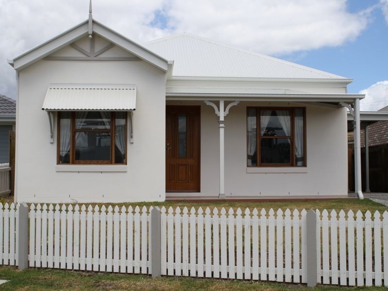 23 Huggins Avenue, Alberton QLD 4207