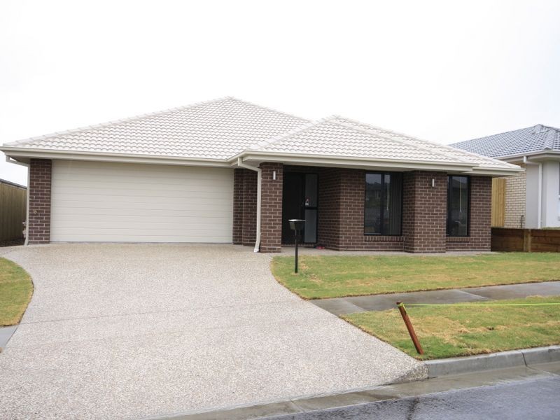 11 Howard Street, Alberton QLD 4207