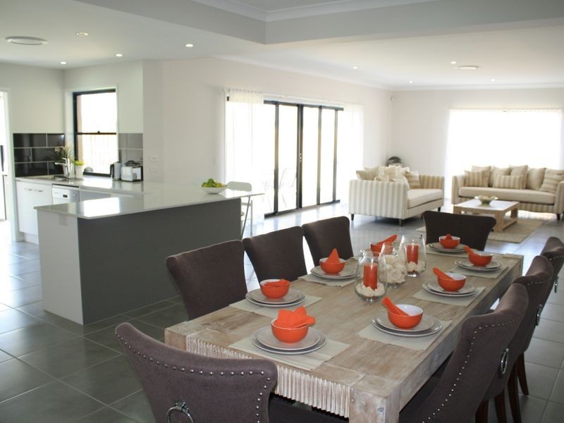 4 Grasslands Street, Yarrabilba QLD 4207