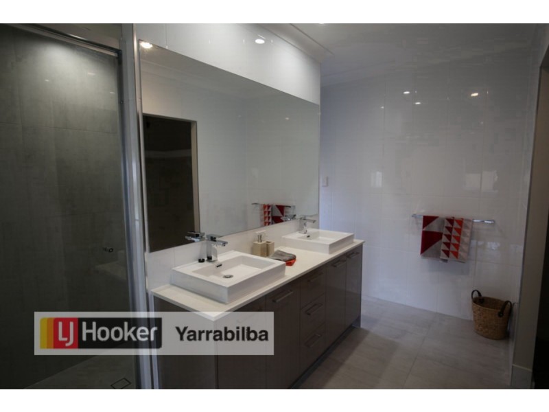 8 Follett Street, Yarrabilba QLD 4207