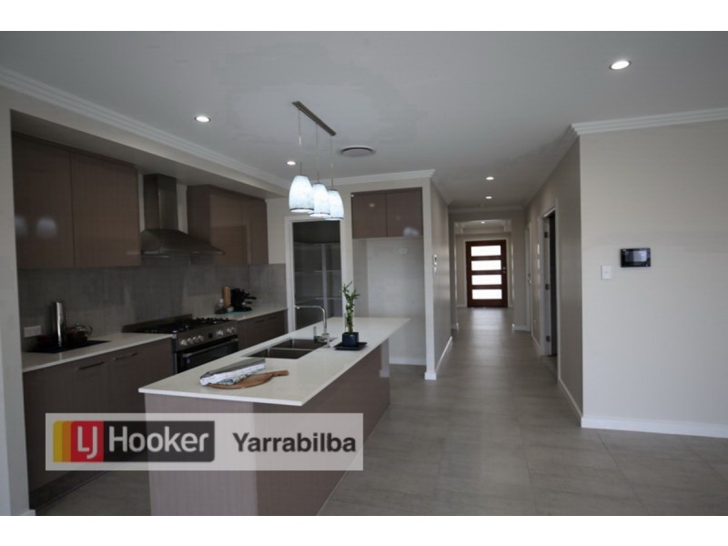 8 Follett Street, Yarrabilba QLD 4207