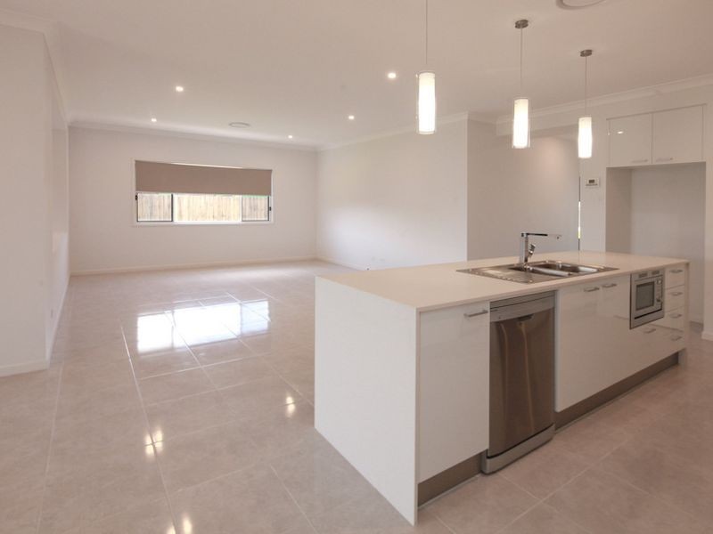 18 Robyn Court, Logan Village QLD 4207