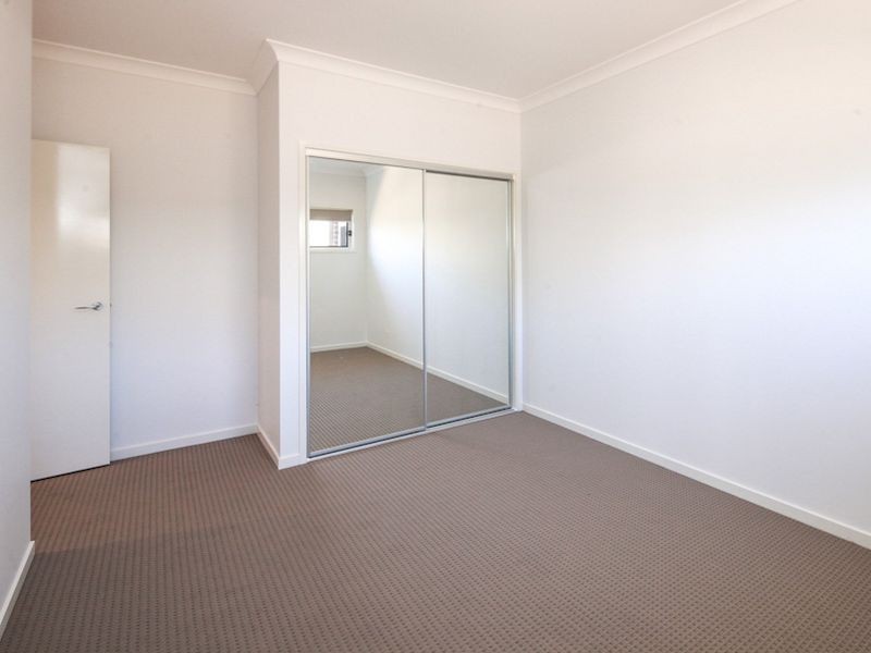 18 Robyn Court, Logan Village QLD 4207