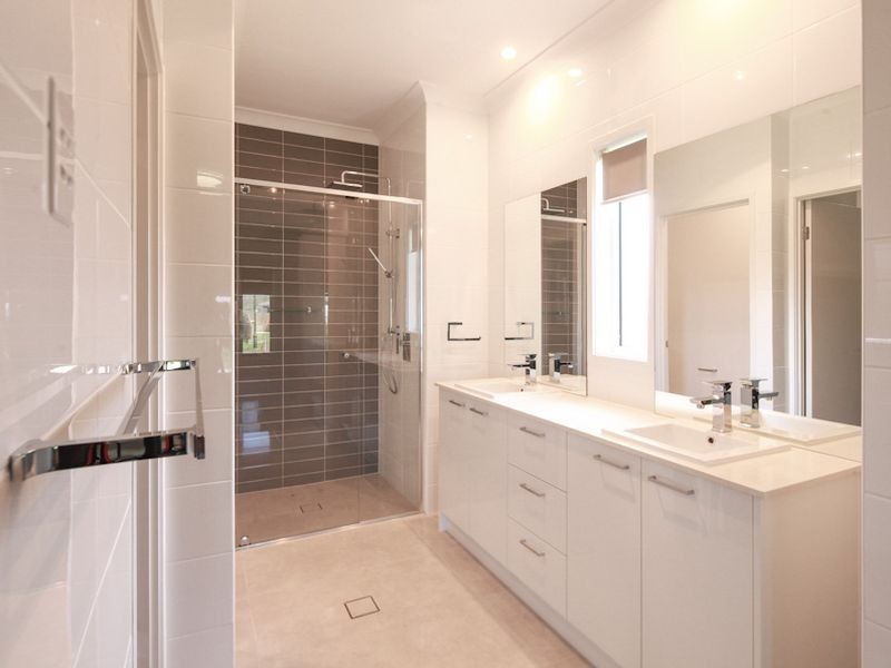 18 Robyn Court, Logan Village QLD 4207