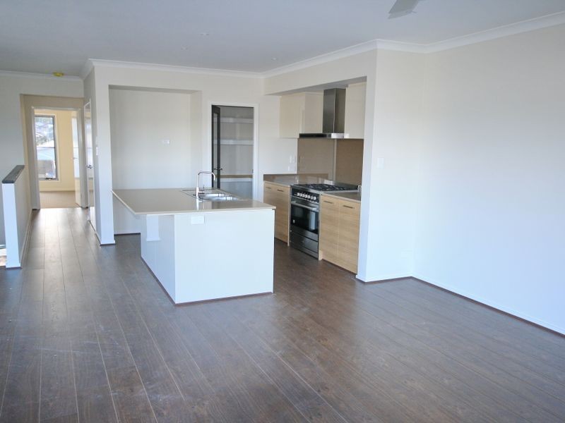 12 Peak Lane, Yarrabilba QLD 4207