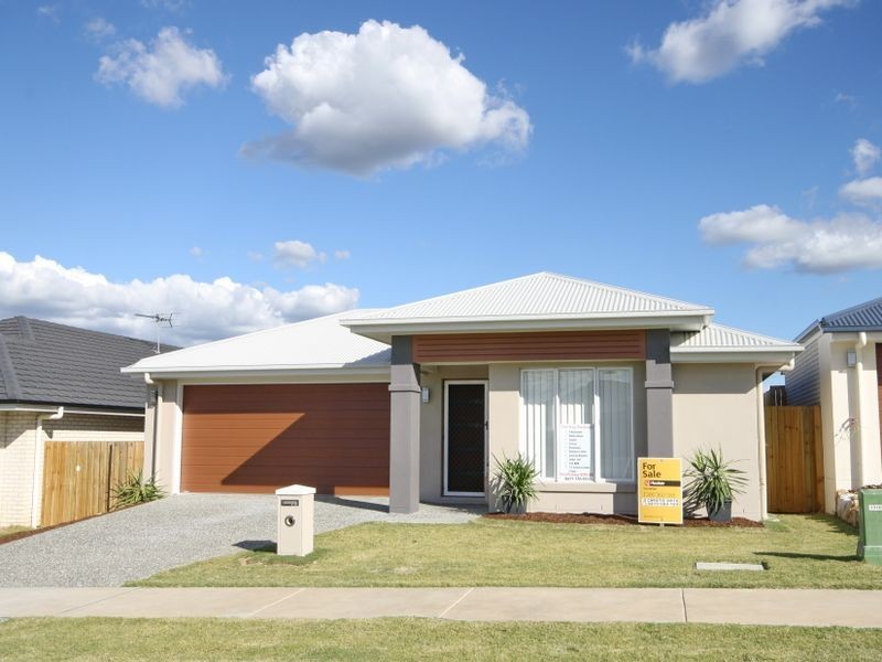 11 Treeline Cct, Yarrabilba QLD 4207