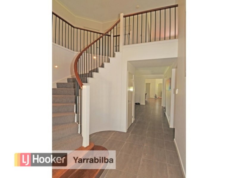 32 Stringybark Road, Tamborine QLD 4270