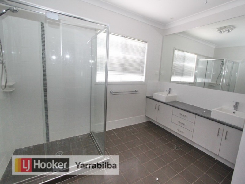 32 Stringybark Road, Tamborine QLD 4270