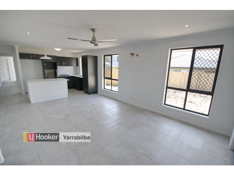 4 Tanzanite Avenue, Logan Reserve QLD 4133