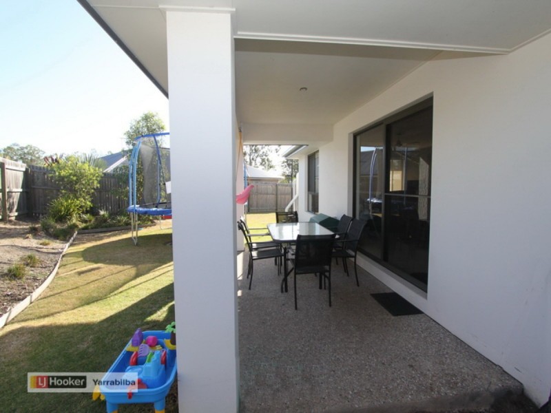4 Conimbla Crescent, Waterford QLD 4133