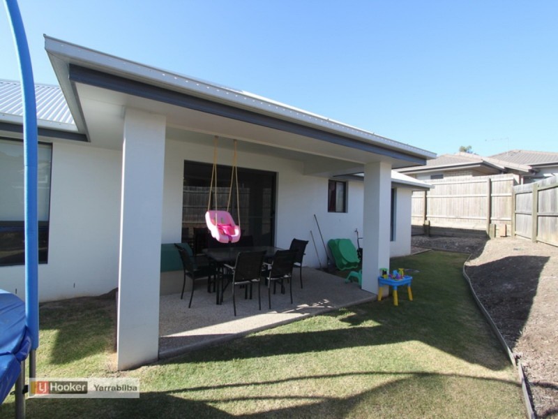 4 Conimbla Crescent, Waterford QLD 4133