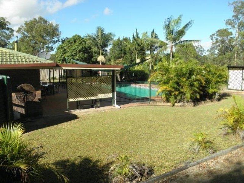 15 Luke Road, Buccan QLD 4207