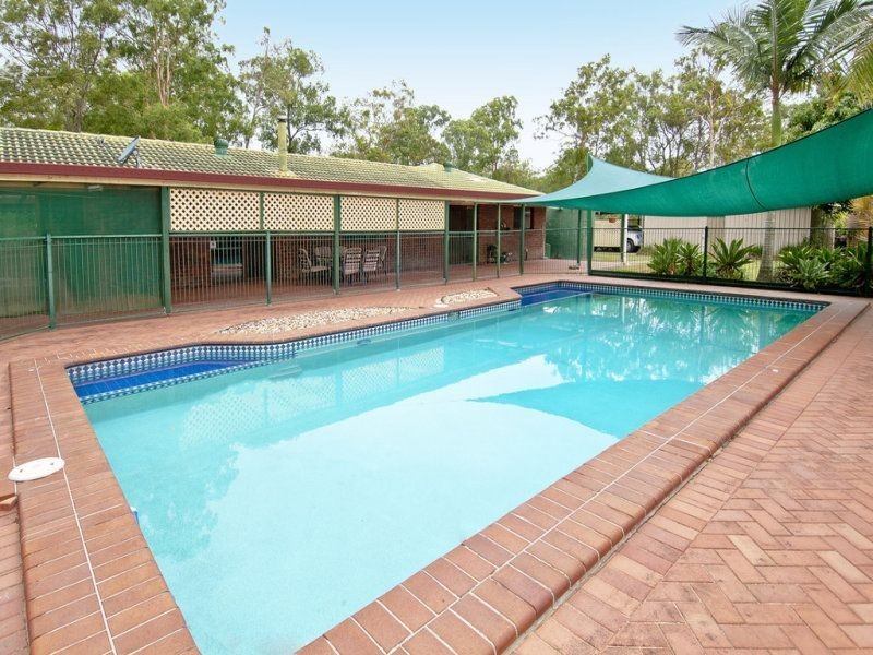 15 Luke Road, Buccan QLD 4207