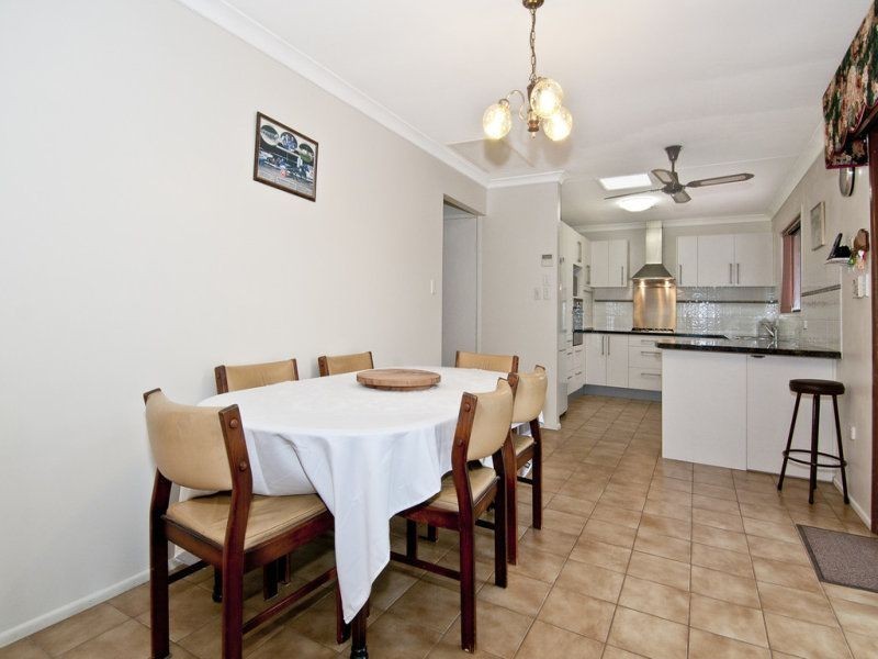 15 Luke Road, Buccan QLD 4207