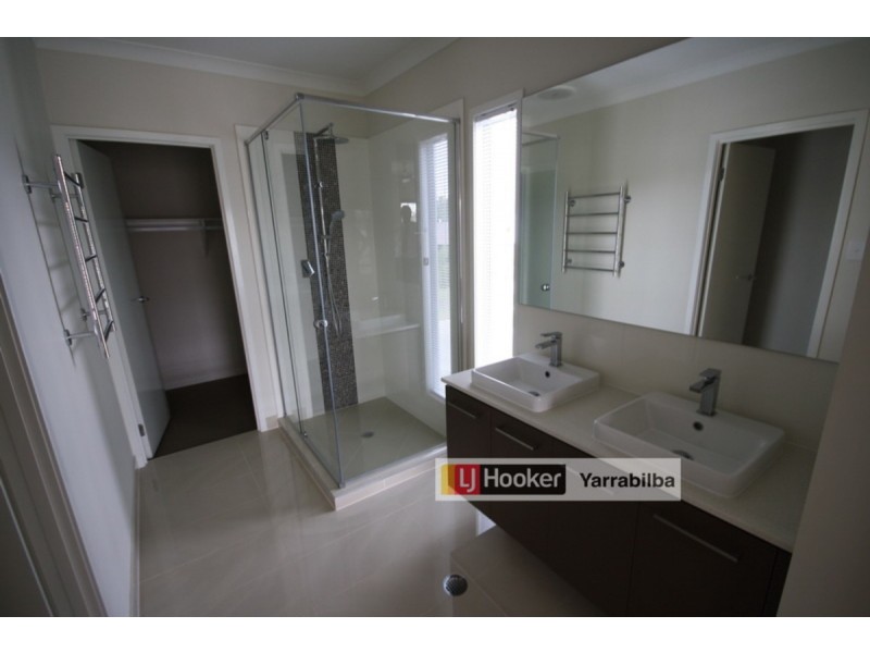 12 Peak Lane, Yarrabilba QLD 4207