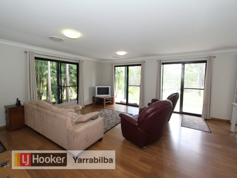 228 Amber Crescent, Jimboomba QLD 4280