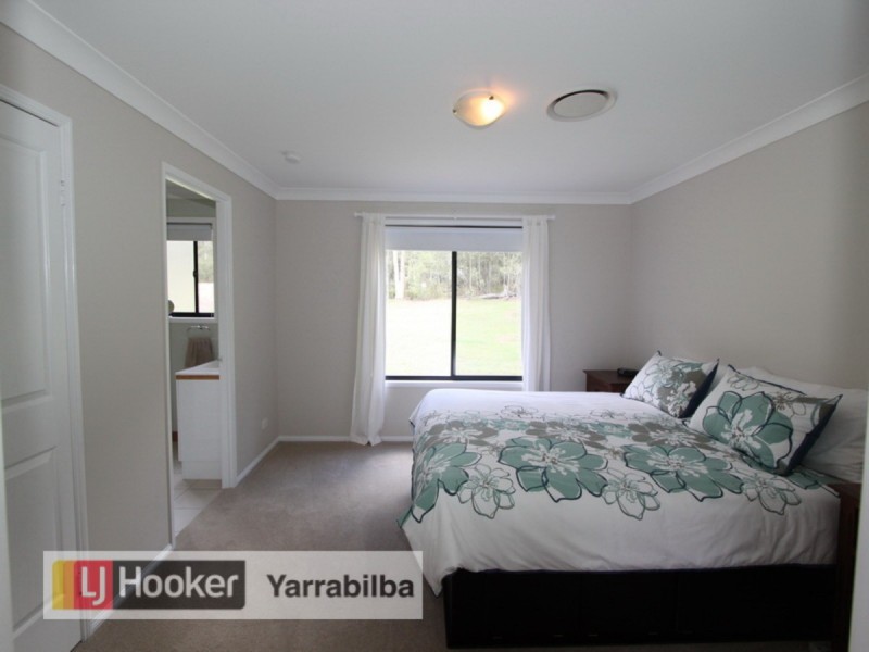 228 Amber Crescent, Jimboomba QLD 4280
