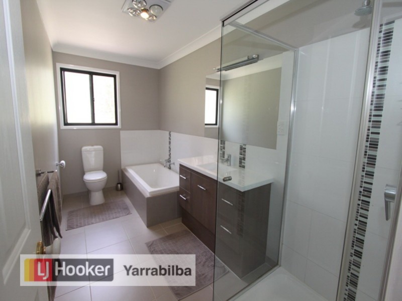 228 Amber Crescent, Jimboomba QLD 4280