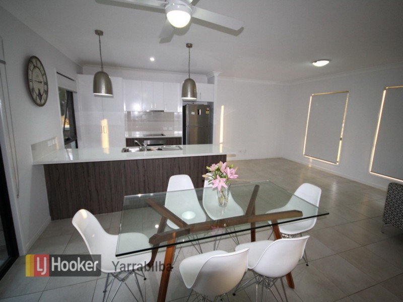 8 Ridgeview Lane, Yarrabilba QLD 4207