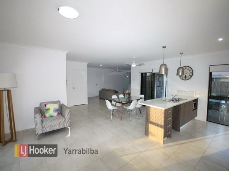 8 Ridgeview Lane, Yarrabilba QLD 4207