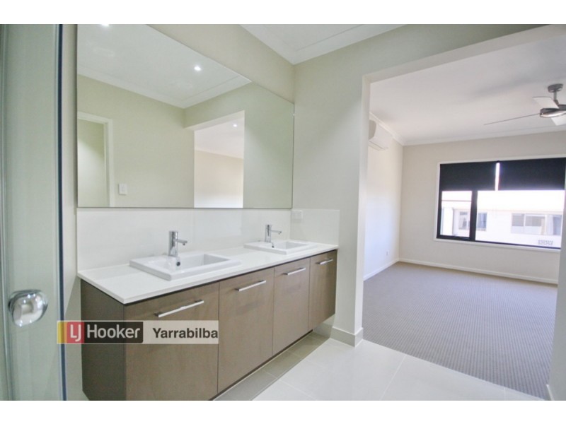 15 Daniels Lane, Yarrabilba QLD 4207
