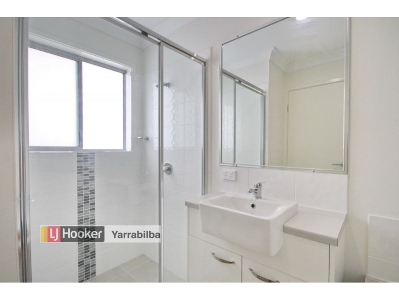 8 Cobblestone Avenue, Logan Reserve QLD 4133