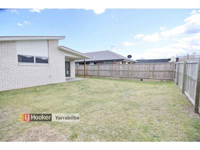 8 Cobblestone Avenue, Logan Reserve QLD 4133